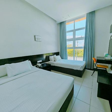 Citrine Hotel Сери-Искандар Экстерьер фото